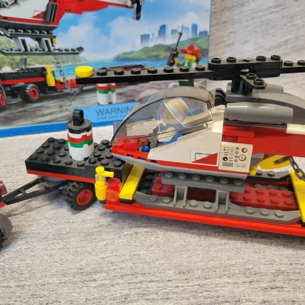 LEGO City 60183 Heavy Cargo Transport